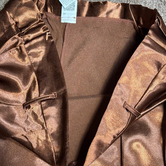 SHEIN PLUS Elegante Brown Satin Skirt‎ size 2XL and 1XL - Picture 11 of 11